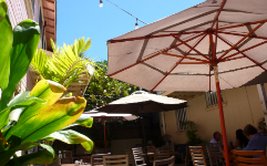 Cafe des Amis relaxed outside cafe dining in Paia, Maui