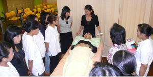 D-More natural beauty facial treatments