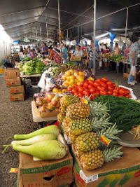 Places for Farmer's markets on Maui